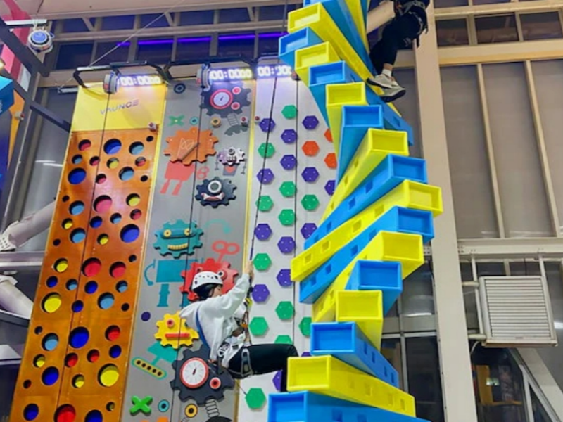 How Can Parents Accompany Their Children To Participate in Adventure Projects?